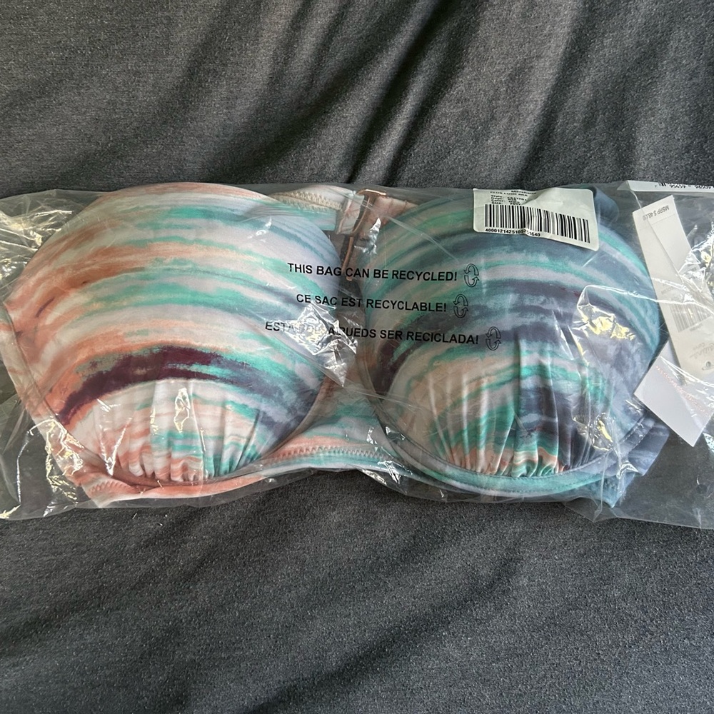 NWT Colorful Striped Plus Size High Waist Bikini 👙